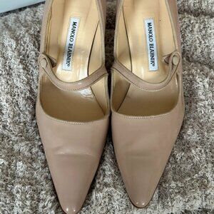 Manolo Blahnik size 40 Campari Patent Leather Mary Jane Pumps